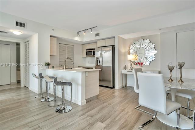 Building Photo - 4250 Biscayne Blvd