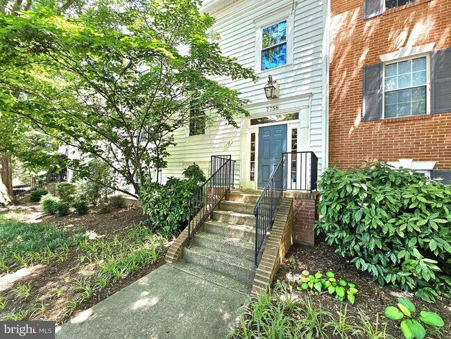 Building Photo - 7758 New Providence Dr