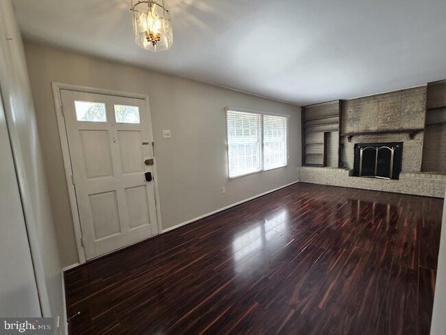 Primary Photo - 96 Garner Ave