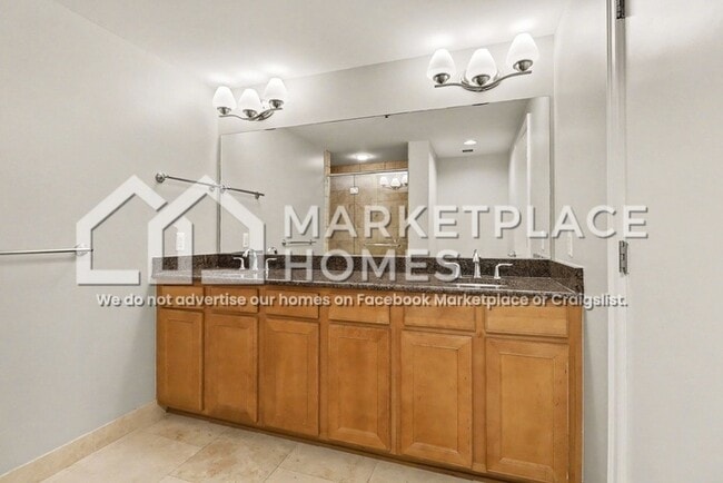 Building Photo - 525 W Lafayette Blvd