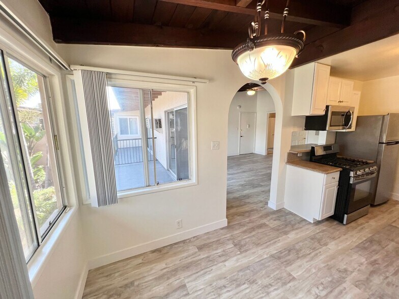 Building Photo - 3608 Keystone Av