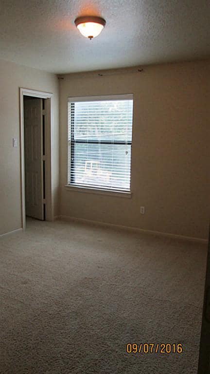 Building Photo - 5202 Brinkman Ct