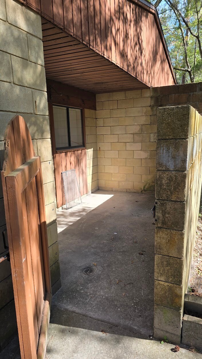 Gated Front Patio - 4226 SW 69th Ter