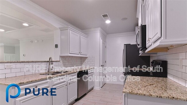 Building Photo - 995 Yarrow Ln