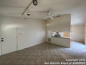 Building Photo - 9819 Valley Villa