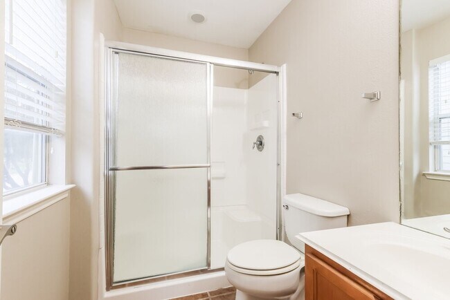 Building Photo - 23611 Twisting Falls Dr