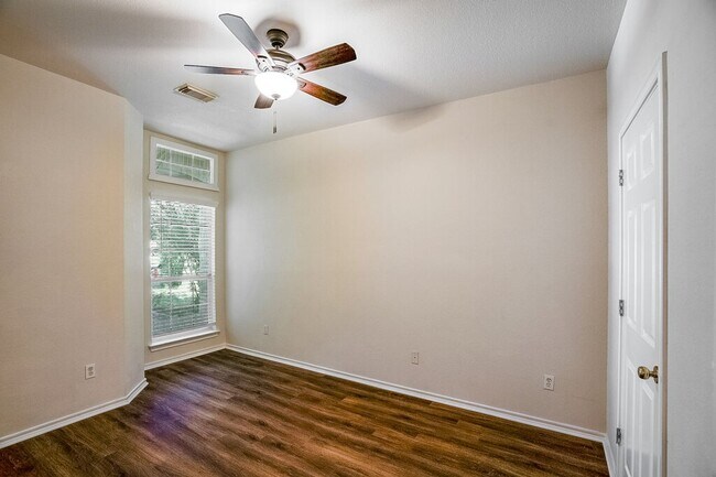 Building Photo - 4439 Hunters Lodge Dr