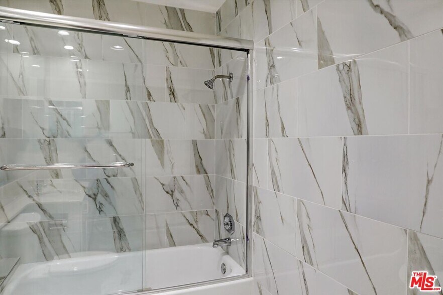 Building Photo - 10601 Wilshire Blvd