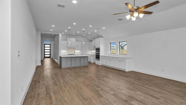 Building Photo - 20511 Galineers Cob Dr