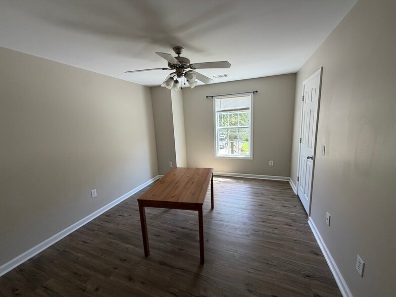 first bedroom on the right - 3315 Watson Gate Rd