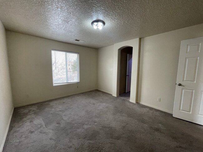 Building Photo - 9620 Sundoro Pl NW