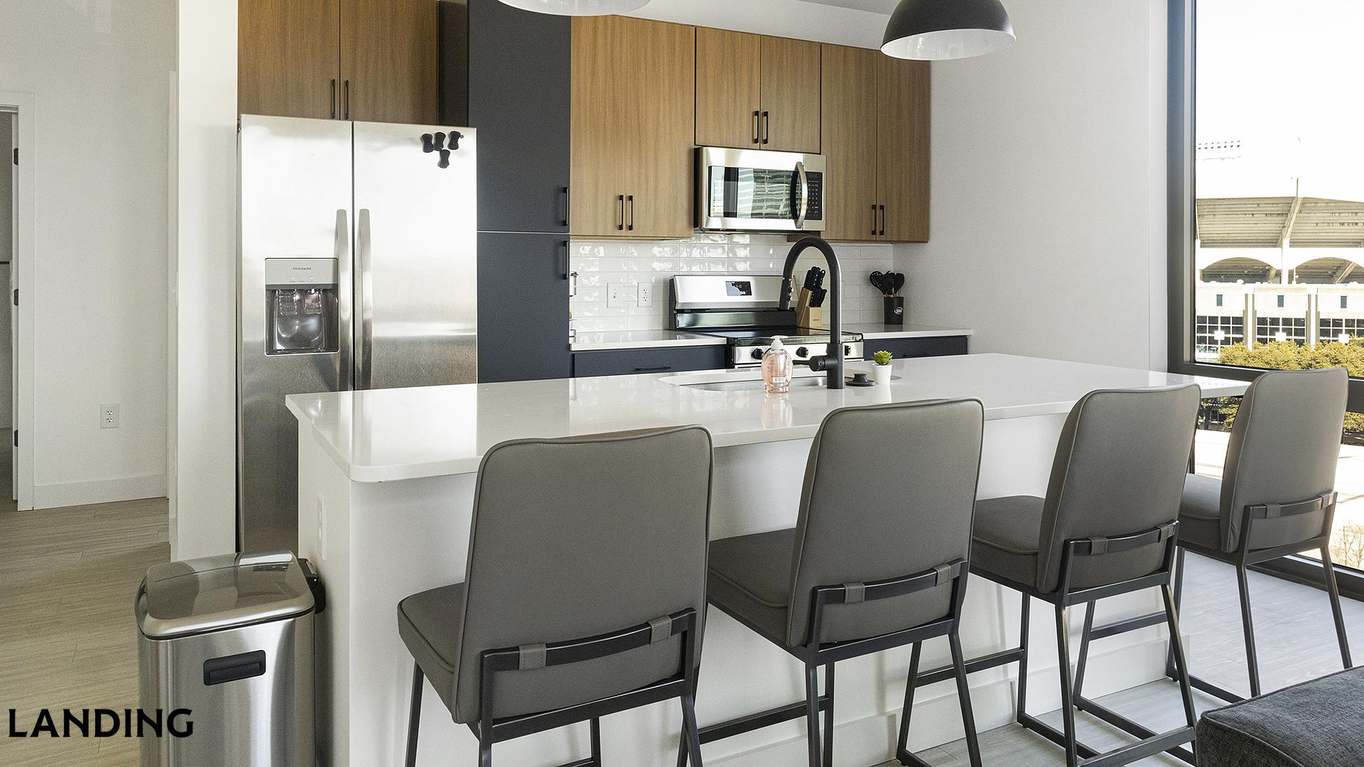 Building Photo - 1007 S Mint St