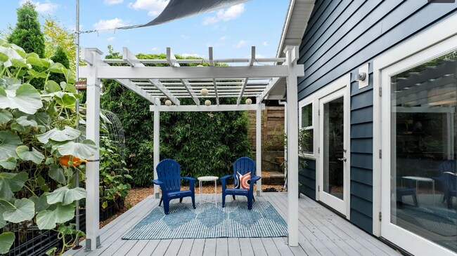 Building Photo - 1644 N Alberta St