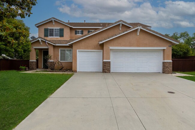 Building Photo - 8348 Barnwood Ln