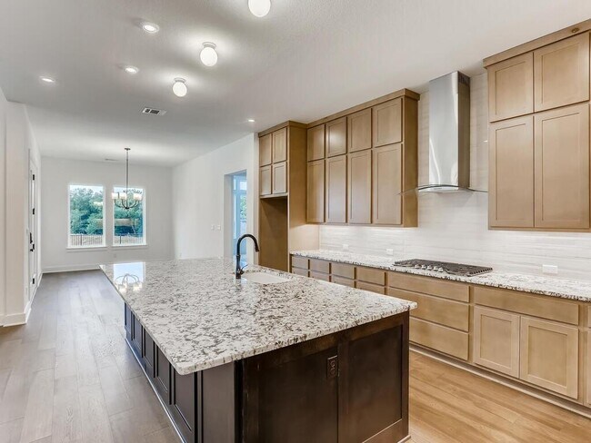 Building Photo - 12016 Mesa Verde Dr