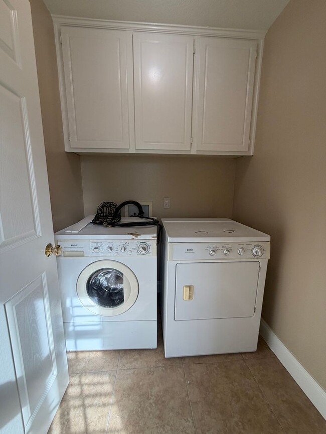 Building Photo - Spacious 4-Bedroom Home in Prime Aliso Viejo Location – Newly Updated