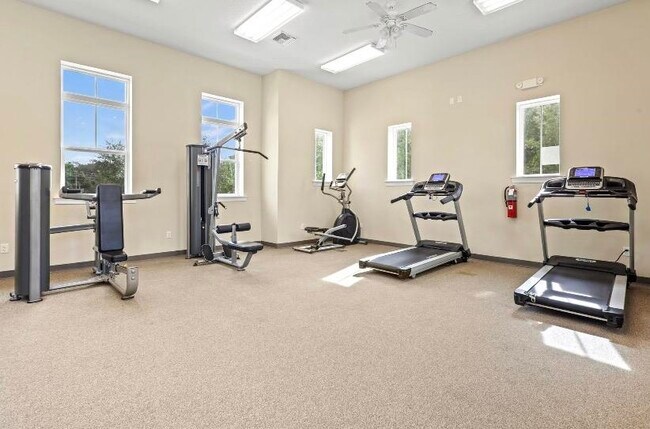 Building Photo - 254 Seville Pkwy