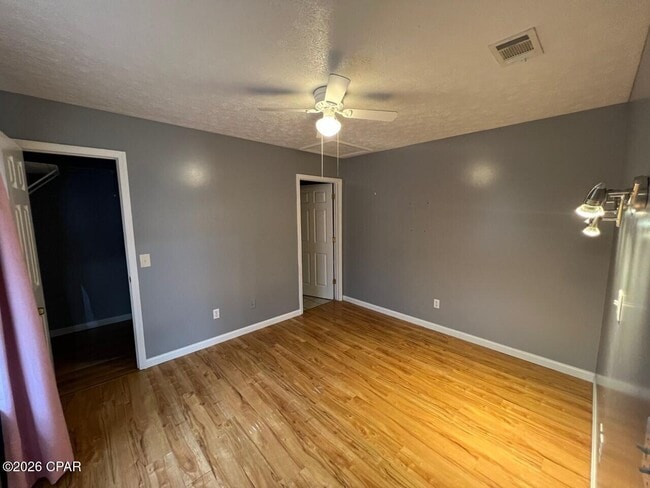 Building Photo - 5731 Pinetree Ave