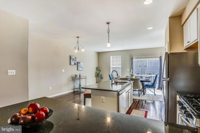 Building Photo - 923 Dorchester Cove Rd