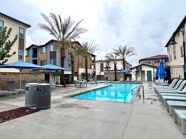 Building Photo - Brand New Built 3 Story 2 Bed 2.5 Bath Condo in Eastvale!