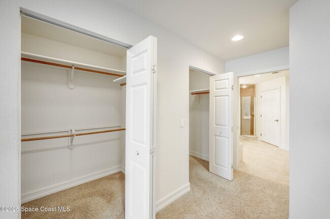 Building Photo - 134 Starboard Ln