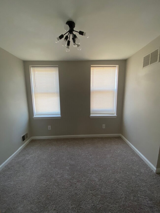 Building Photo - 1725 Lemon St-