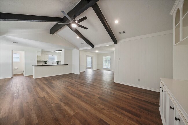 Building Photo - 719 Thornwood Dr