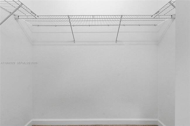 Building Photo - 1541 SW 28th St