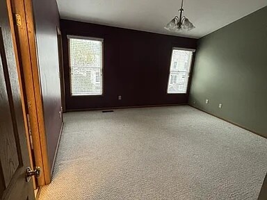 Building Photo - 8629 Fernbrook Dr