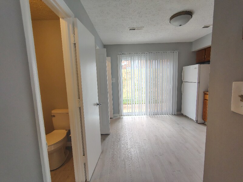 Building Photo - 29 Fonda Dr