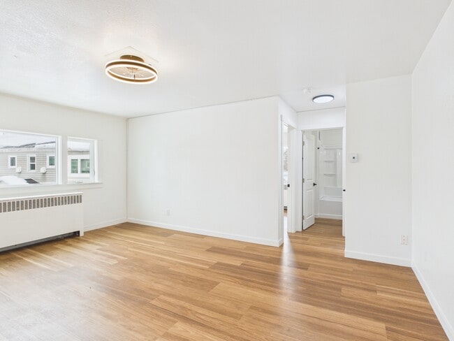 Building Photo - 1301 9th Ave