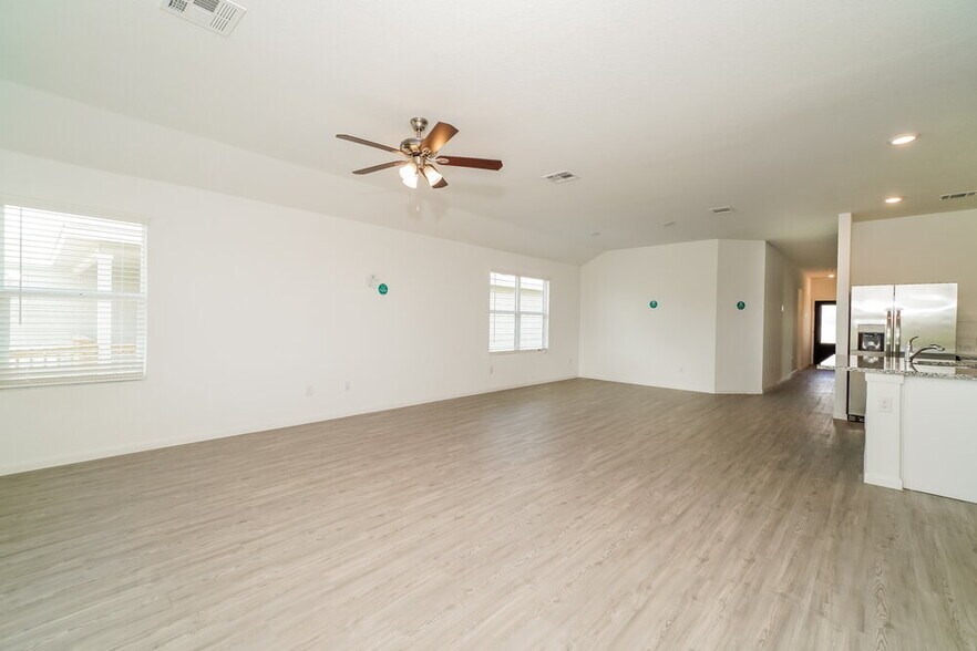 Building Photo - 2464 Vesper Bnd