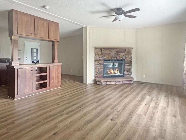 Building Photo - Private 2.5-Acre Mini Farm Near Lake Lanier | 3BR/2BA | Peaceful Country Living