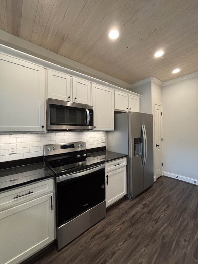 Building Photo - 4307 Lennox Ct