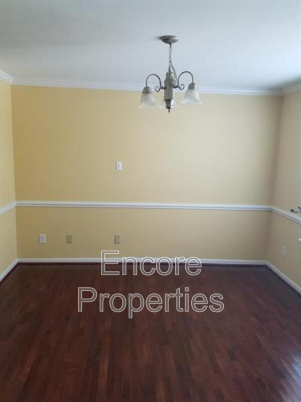Building Photo - 4520 Shady Side Ln