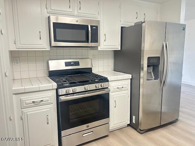 Building Photo - 431 Fantasy St