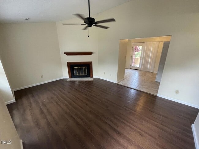 Building Photo - 4701 Brockton Dr