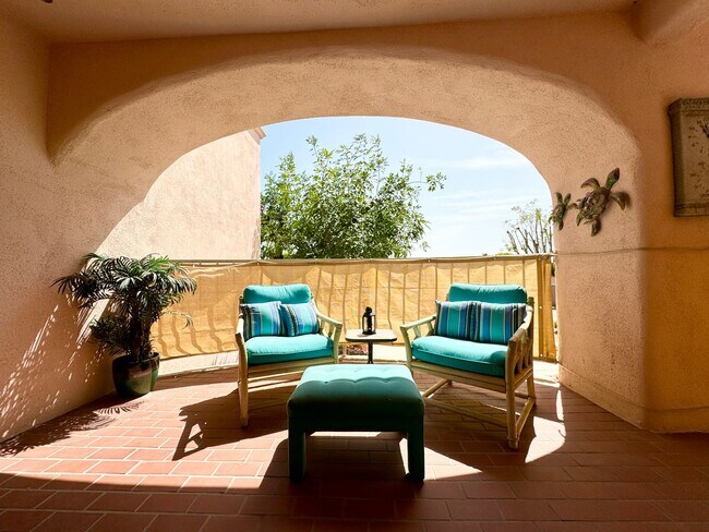 Building Photo - AVAILABLE NOW!! Charming FURNITURE OPTIONAL 1 Bed/2 Bath In Palm Springs Deauville Community!!