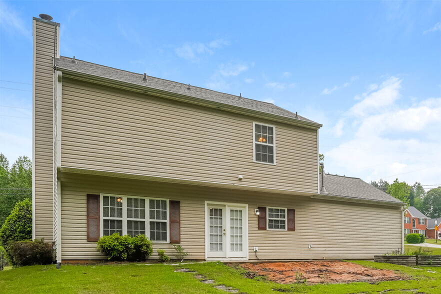 Building Photo - 2217 Baker Carter Dr