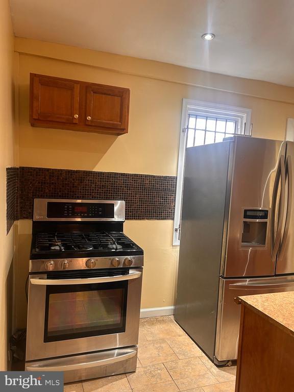 Building Photo - 1308 W Lippincott St