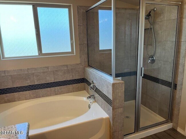 Building Photo - 7561 Red Cedar Dr