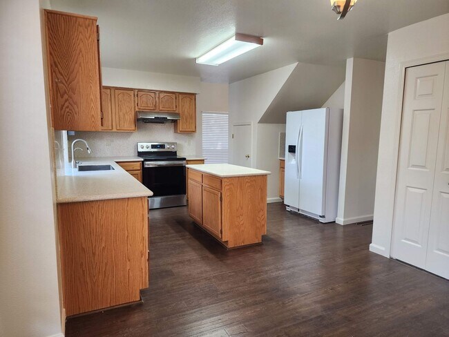 Building Photo - Beautiful Northwest Reno Home!