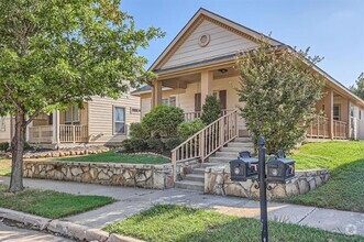 Building Photo - 1421 Cherokee Rose Trail