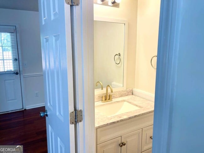 Building Photo - 6255 Topaz Trail