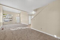 Building Photo - 206 Bridgewater Cir