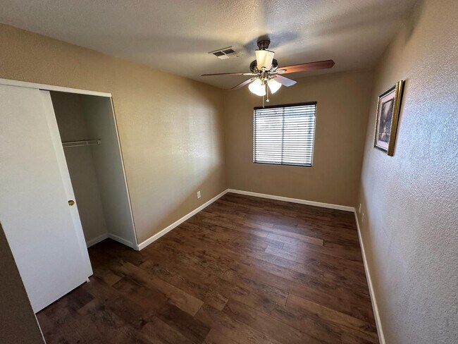 Building Photo - 18202 N 33rd Ave