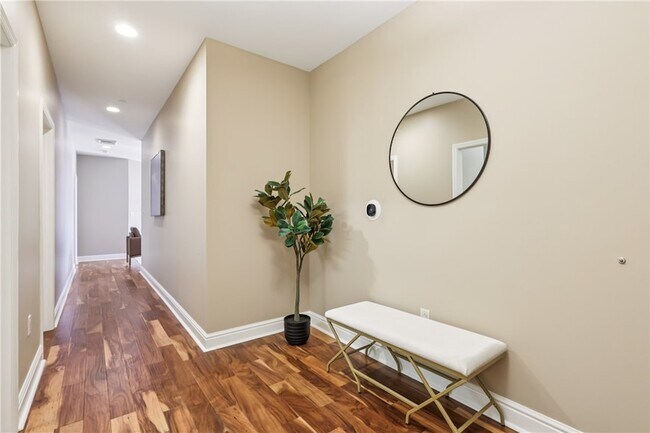 Building Photo - 151 Fort Pitt Blvd