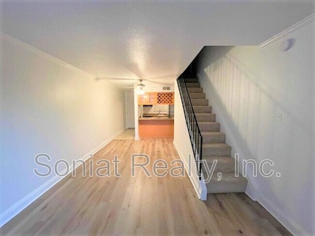 Building Photo - 3805 Houma Blvd