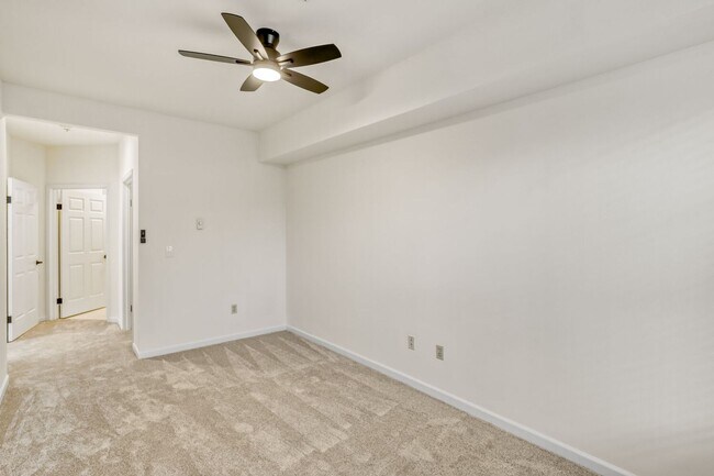 Building Photo - Well-Equipped 2 Bed 2 Bath Sonoma Villero Condo w/ Community Pool, Hot Tub & Exercise Room!