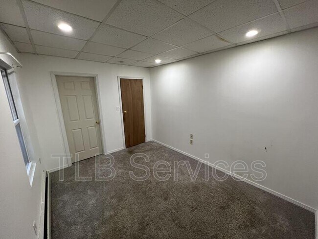 Building Photo - 221 3rd St